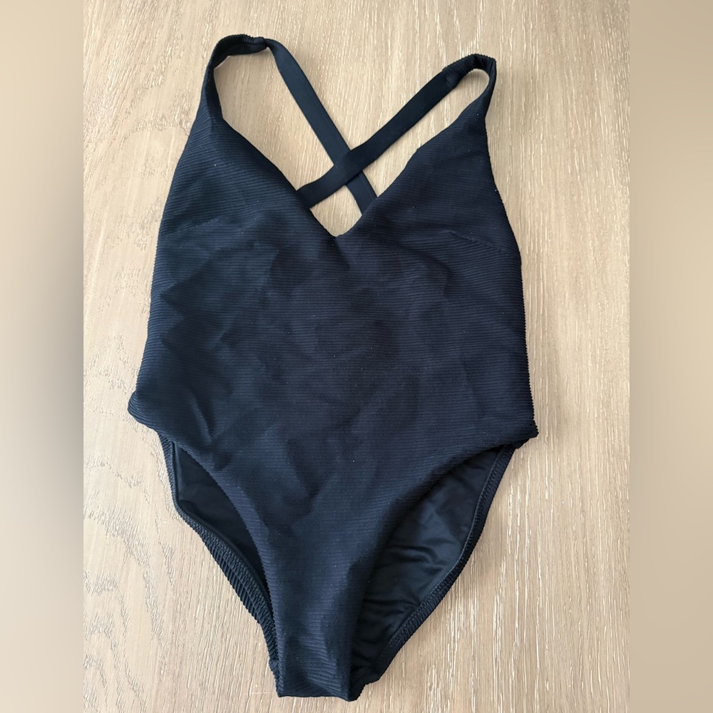 Women’s ribbed one piece Crisscross back Swimsuit